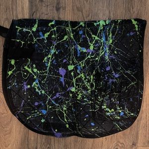 Trail pad. English saddle pad. Saddle pad. Saddle pad with pockets.